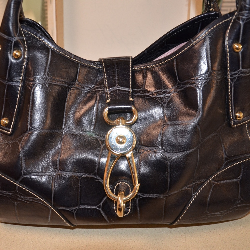 Dooney and Bourke purse